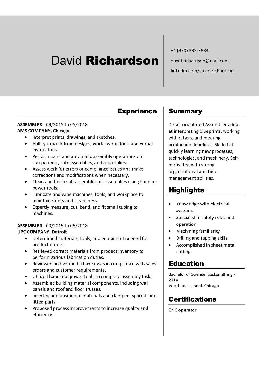 Simple resume template Monochrome